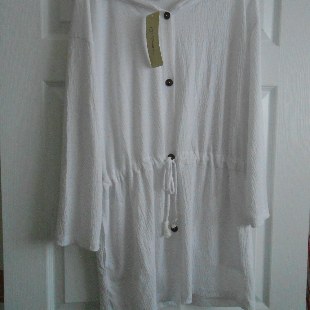 New with tags J.Valdi white beach coverup size medium